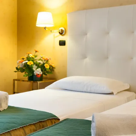 Отель Lombardia 4*