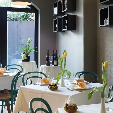 Otel Lombardia
