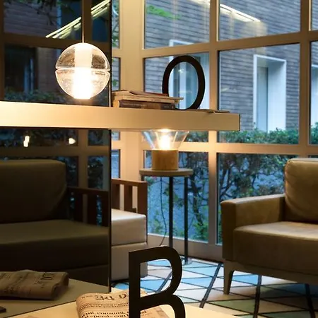 Ξενοδοχείο Lombardia 4*
