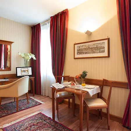 Ξενοδοχείο Lombardia 4*